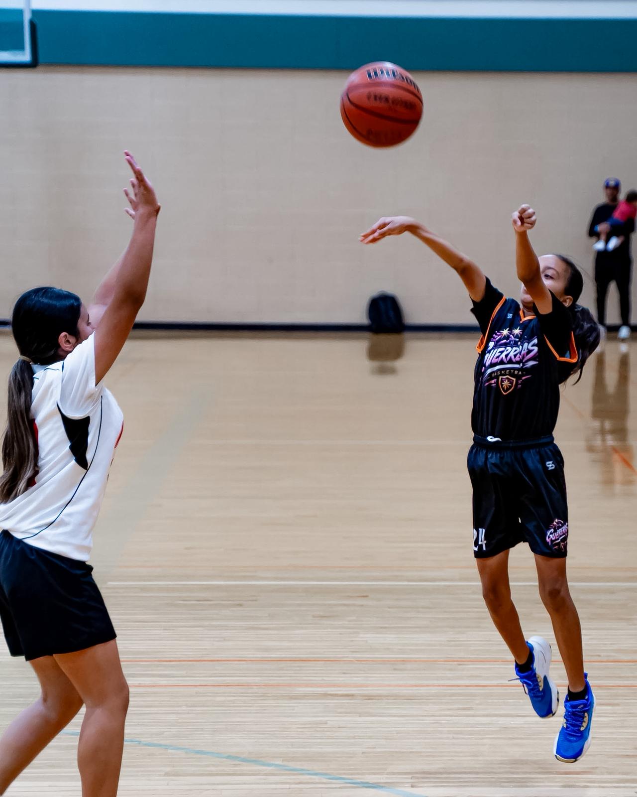 Guerreras moment — Pull up. Splash.